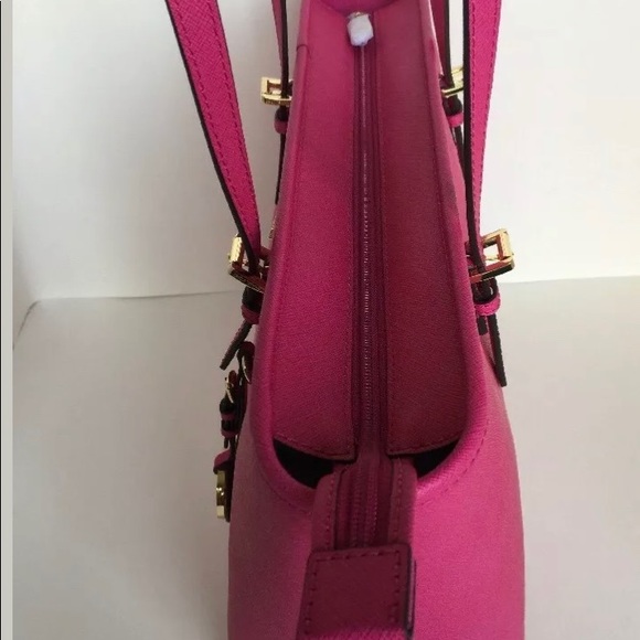 COPY - Michael Kors top zip LD tote raspberry & gold - Picture 3 of 5